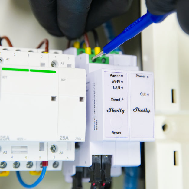 Shelly Pro 3EM-3CT63 – Misuratore di Energia Trifase Professionale